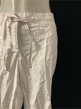 Reitmans White Cargo Capri Pants Petite 6P Y2K Resort Style